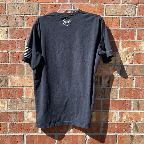 Under Armor Heatgear Mens T Shirt Size Large short Sleeve - Picture 6 of 8